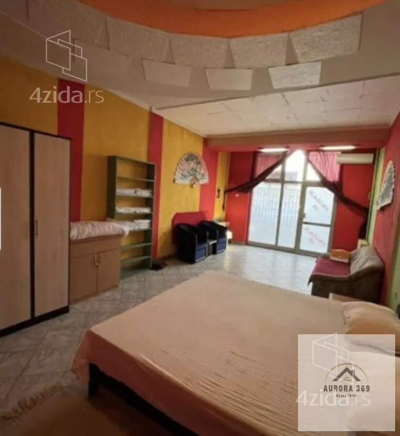 Poslovni prostor | 4zida