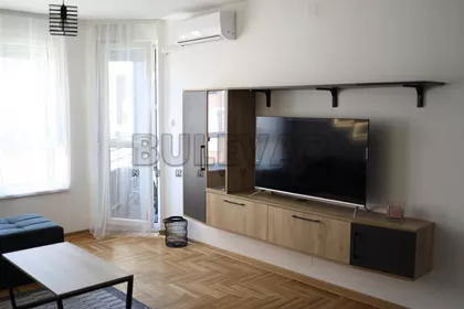 Bulevar svetog cara | 4zida.rs