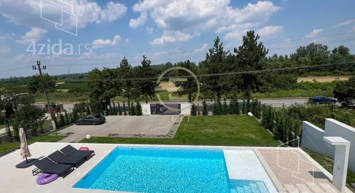 Kuća | 4zida