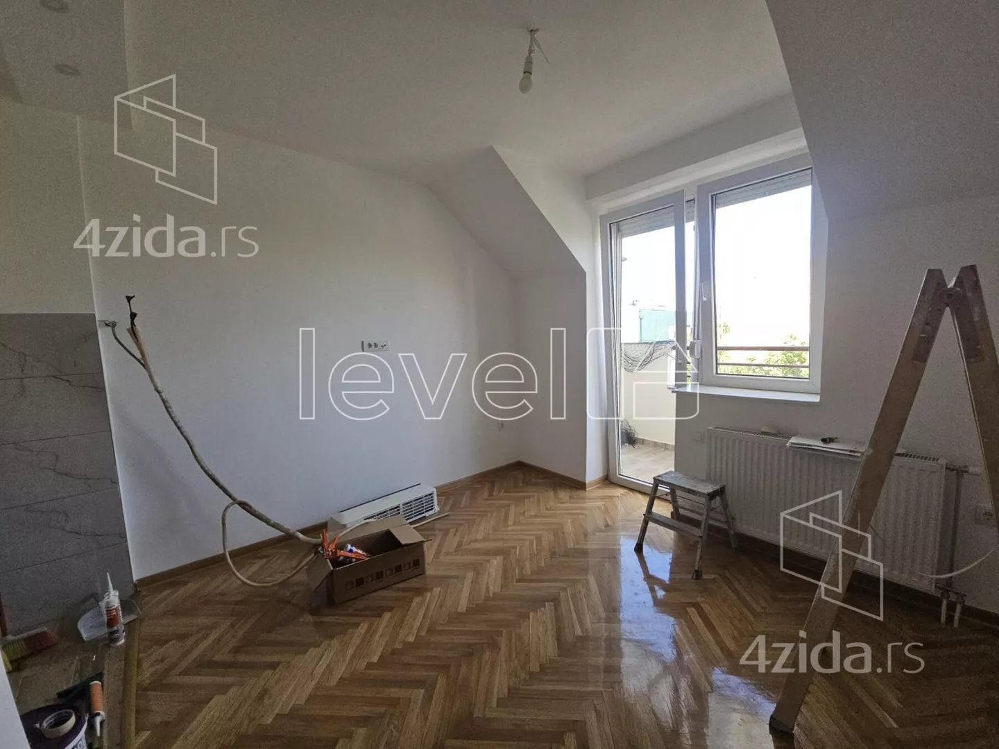 Garsonjera | 4zida