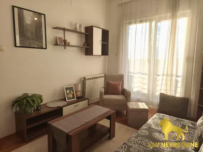 VARDARSKA | 4zida.rs