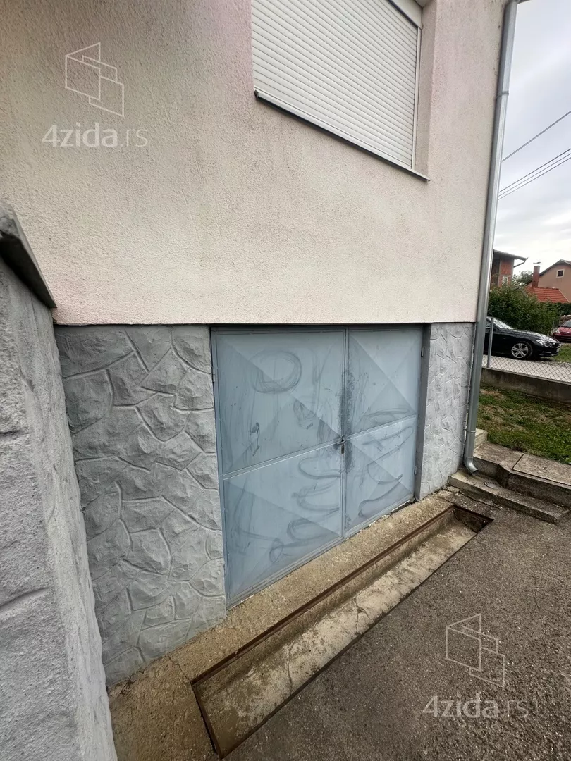 3-etažna kuća | 4zida