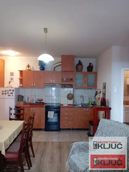 Bulevar Patrijarha Pavla (Somborski Bulevar) | 4zida.rs