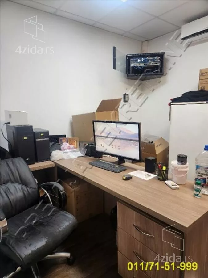 Poslovni prostor | 4zida