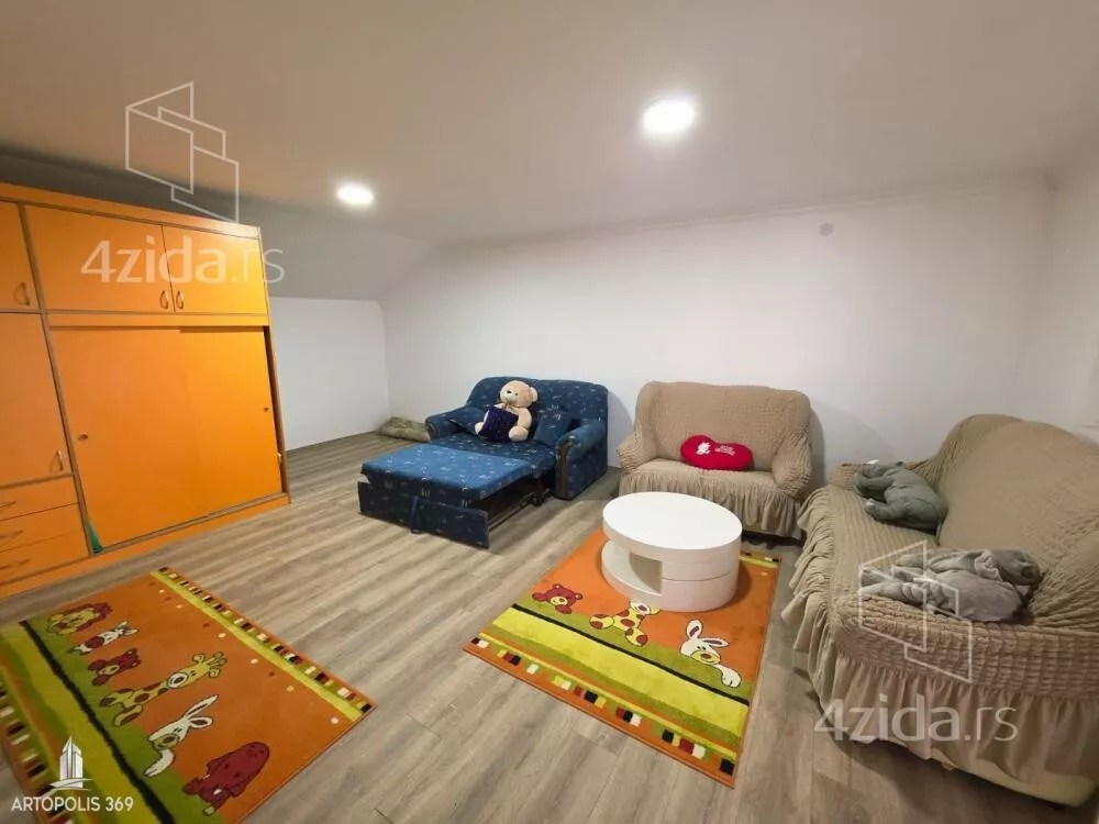 3-etažna kuća | 4zida