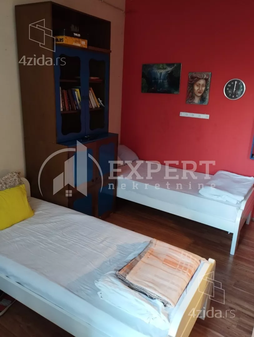 Garsonjera | 4zida