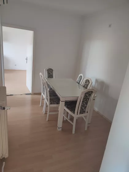 Puškinov trg 4 | 4zida.rs