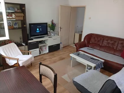 Apelovac | 4zida.rs