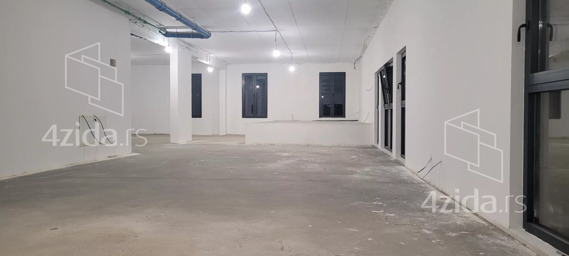 Poslovni prostor | 4zida