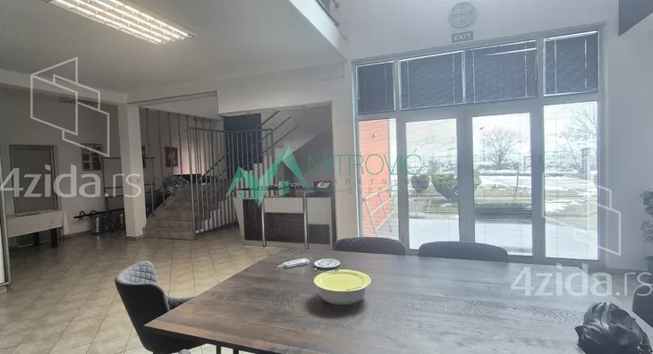 Poslovni prostor | 4zida