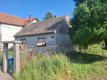 Banijska 2 | 4zida.rs