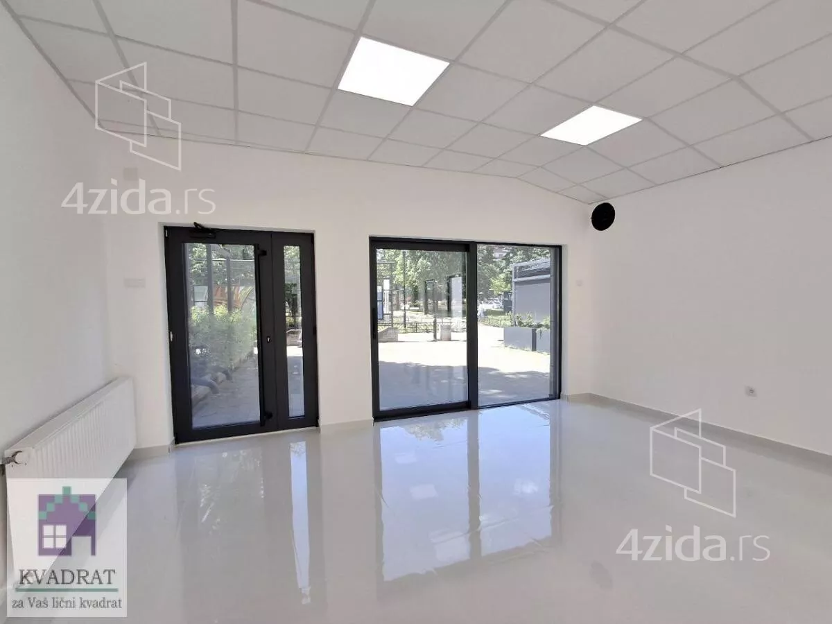 Lokal | 4zida
