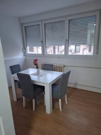 Gradske lokacije | 4zida.rs