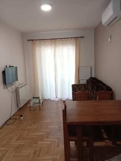 Velje Miljkovića 9 | 4zida.rs