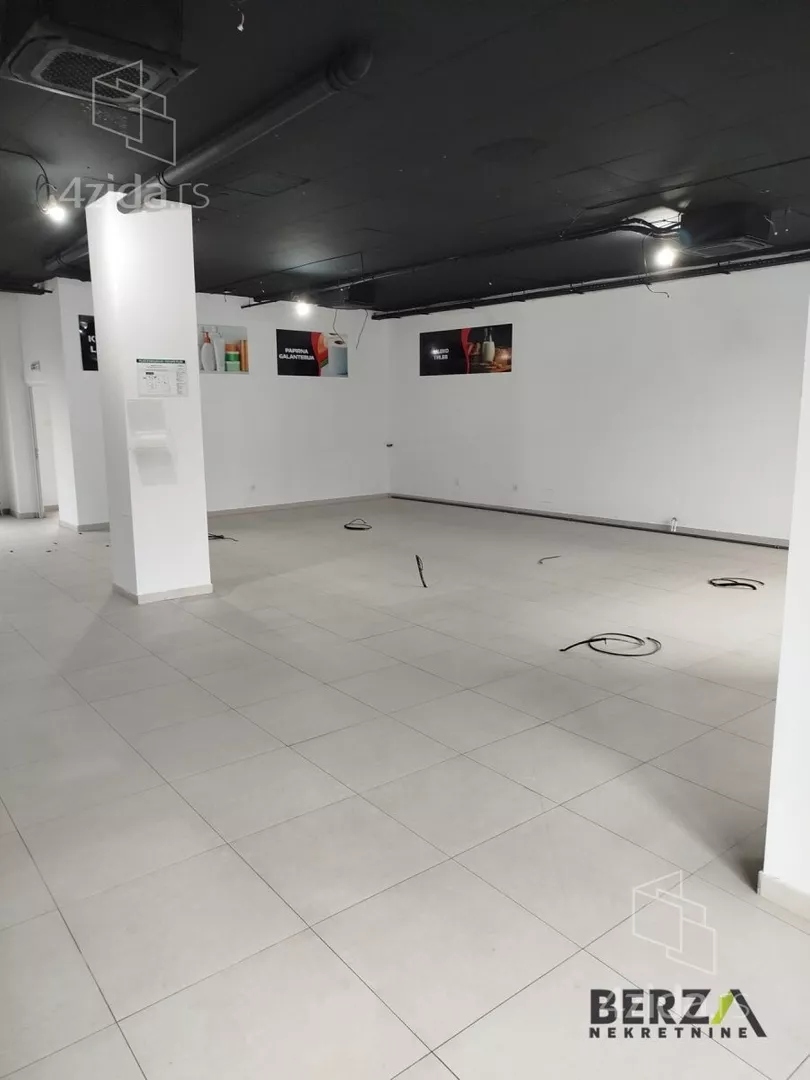 Poslovni prostor · 131 m² · Novi Sad