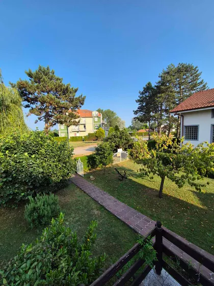 Stari Beli Bagrem 1 | 4zida.rs