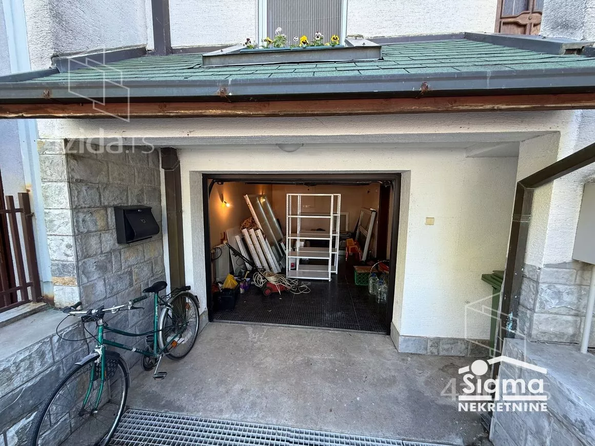 4-etažna kuća | 4zida