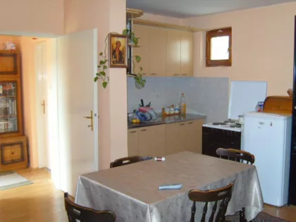 Crvene Livade | 4zida.rs