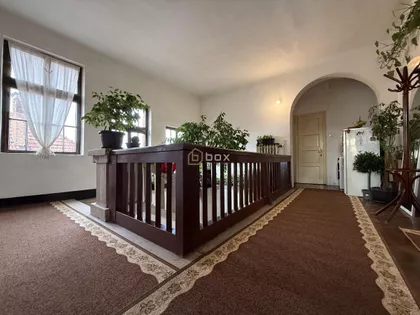 Crveni Krst | 4zida.rs