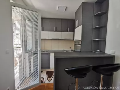 Vašarište | 4zida.rs