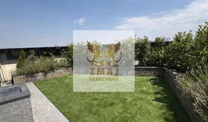 Šestosoban stan | 4zida