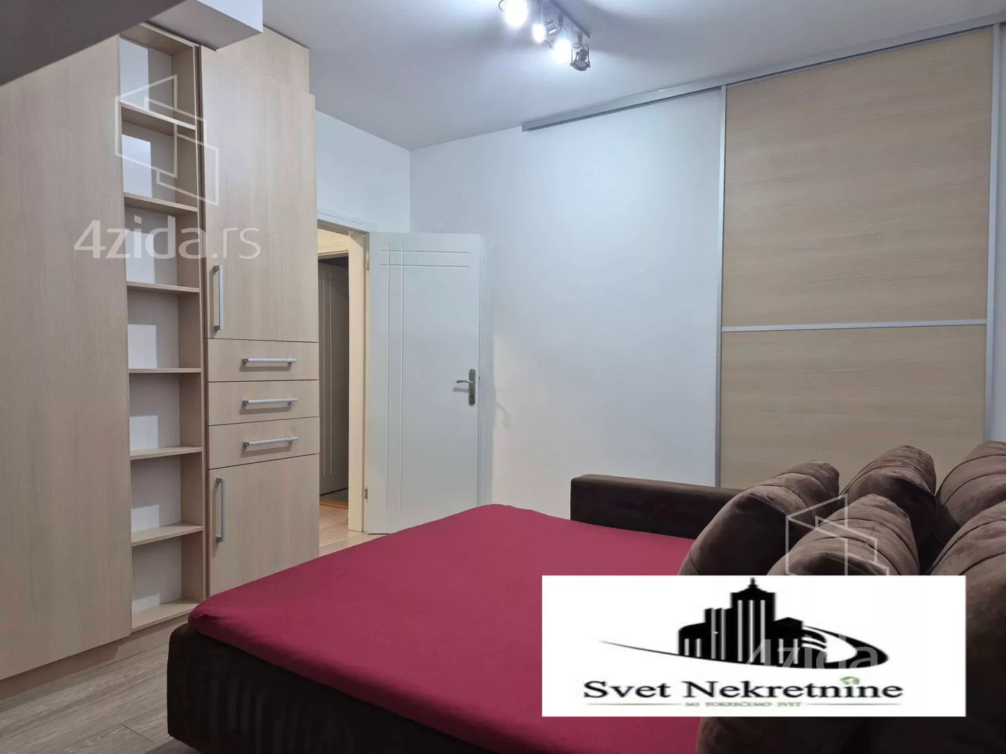 Troiposoban stan | 4zida