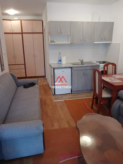 Janka Veselinovića | 4zida.rs