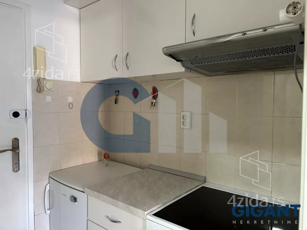 Garsonjera | 4zida