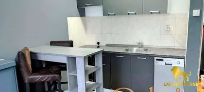 KOLO SRPSKIH SESTARA | 4zida.rs