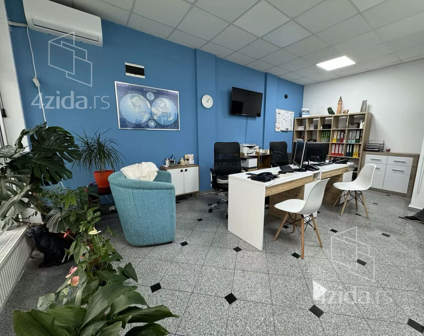 Poslovni prostor | 4zida