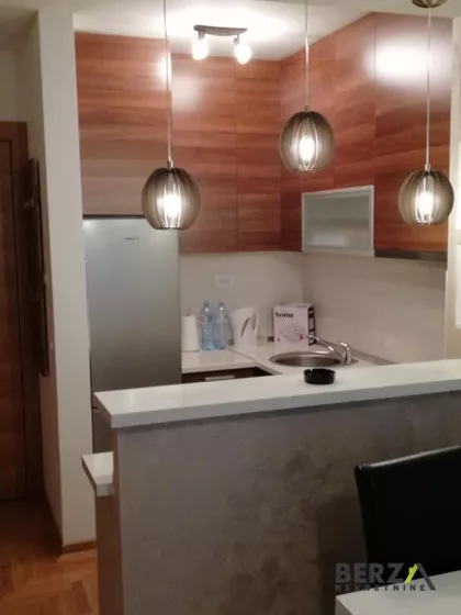 Socijalno | 4zida.rs