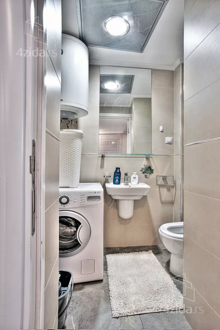 Petosoban stan | 4zida