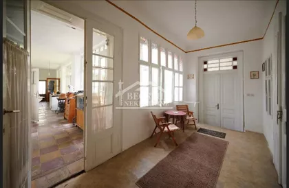 Gradske lokacije | 4zida.rs