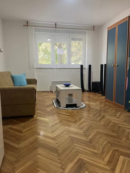 Matije Huđi | 4zida.rs