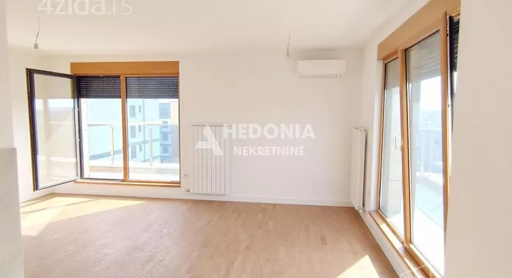 Četvoroiposoban stan | 4zida