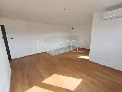 Nova Detelinara | 4zida.rs