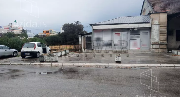 Lokal | 4zida