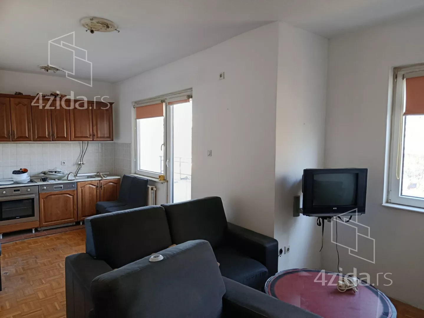 Troiposoban stan | 4zida