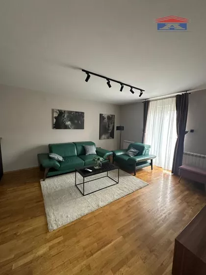 Bulevar Oslobođenja | 4zida.rs