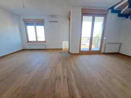 Zemunske kapije | 4zida.rs