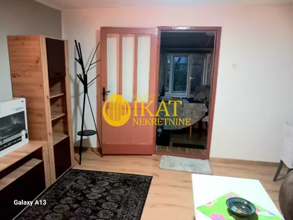 Čenta | 4zida.rs