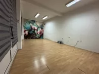 Lokal | 4zida