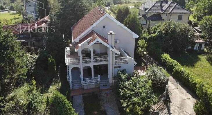 Turistički objekat | 4zida