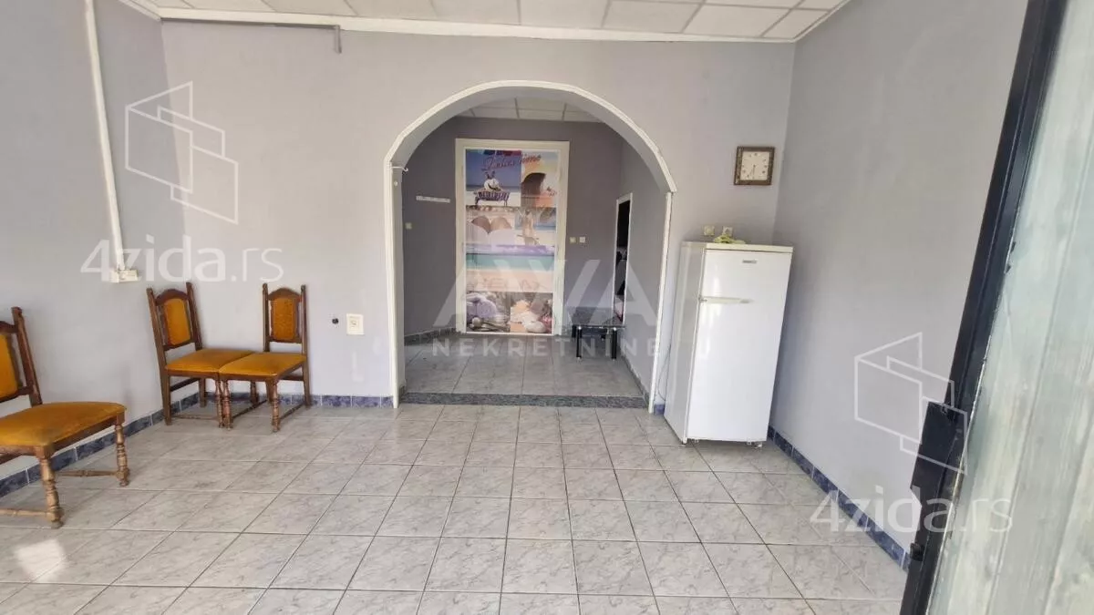 Poslovni prostor | 4zida