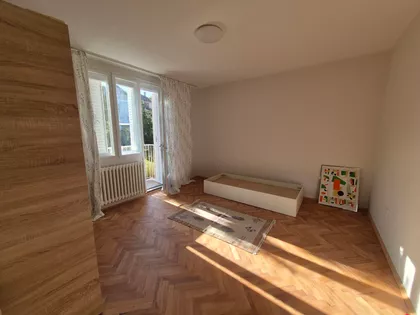 Milana Stanivukovića 1 | 4zida.rs