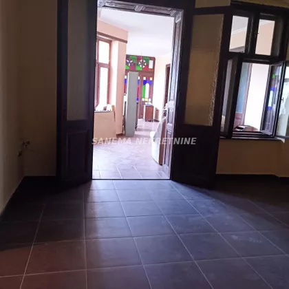Okolne lokacije | 4zida.rs