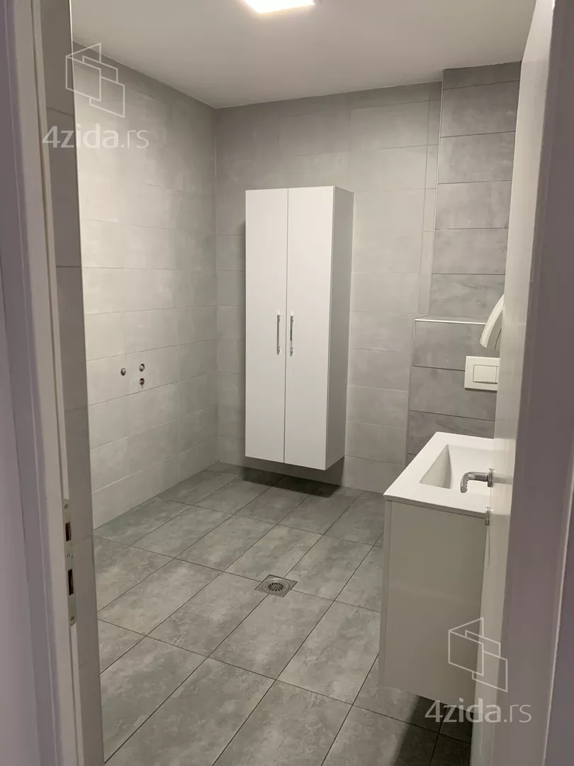 4-etažna kuća | 4zida