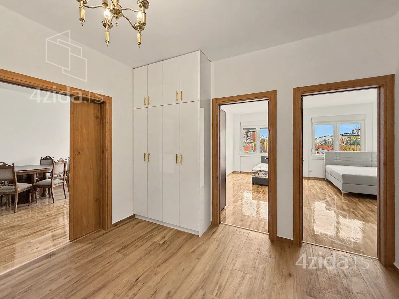 Dvoiposoban stan | 4zida