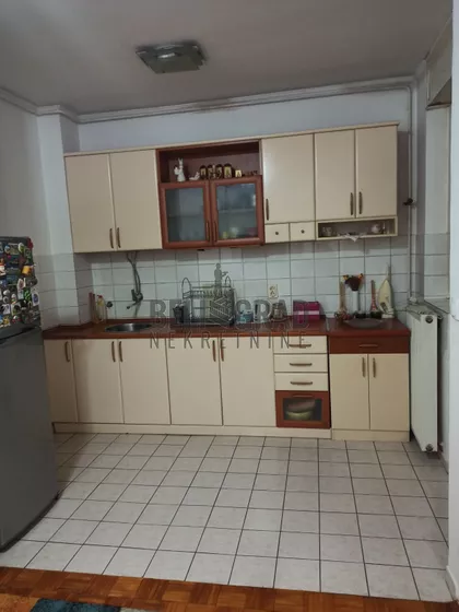 Dušana Radovića | 4zida.rs