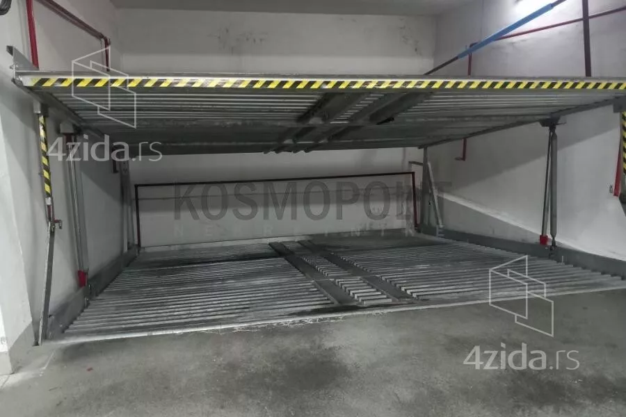 Garaža | 4zida